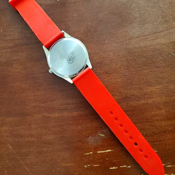 Red Watch - Picture 2 of 2